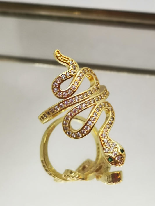 Anillo serpiente dorado mediano