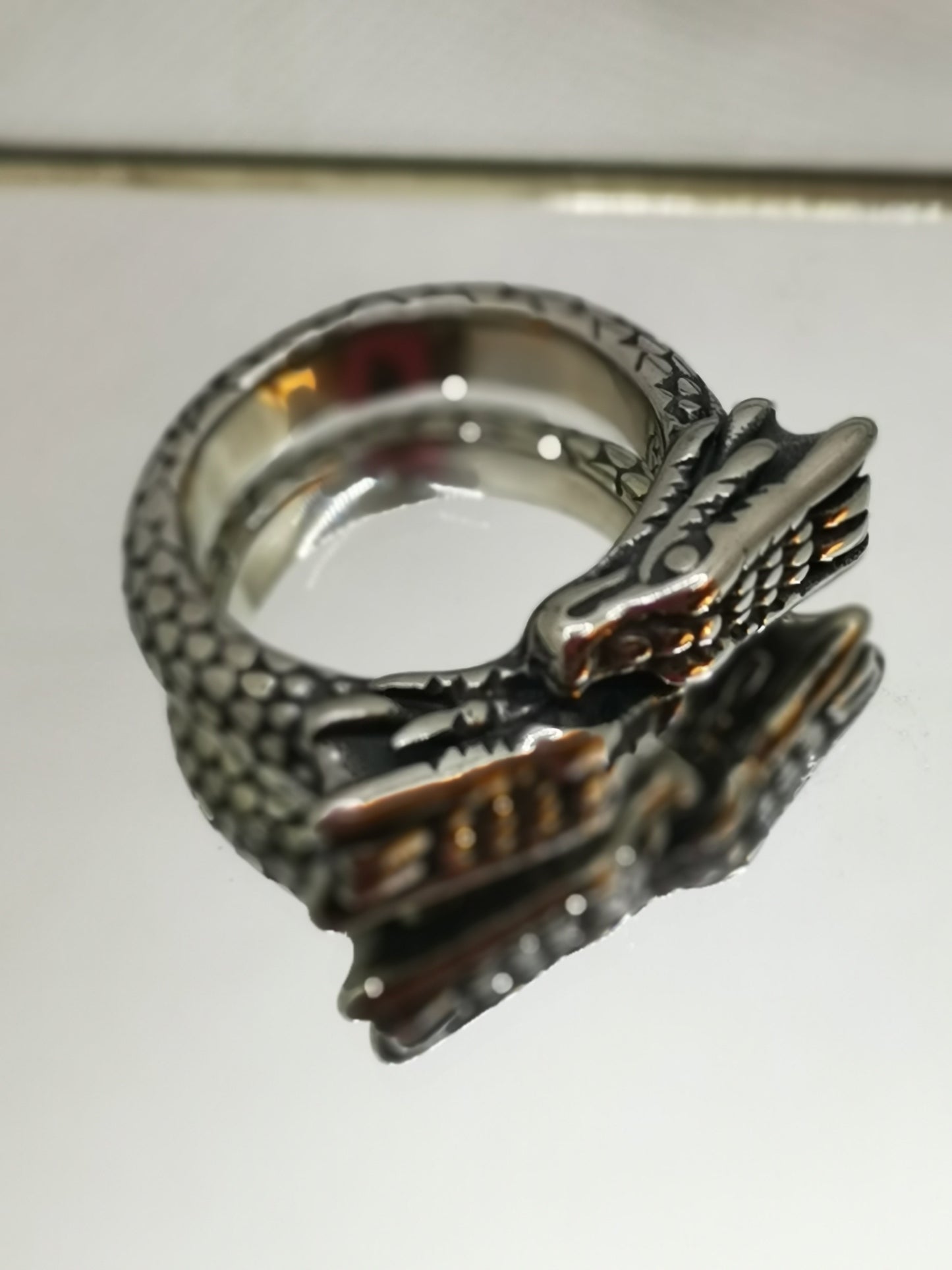 Anillo dragones plateado acero inoxidable